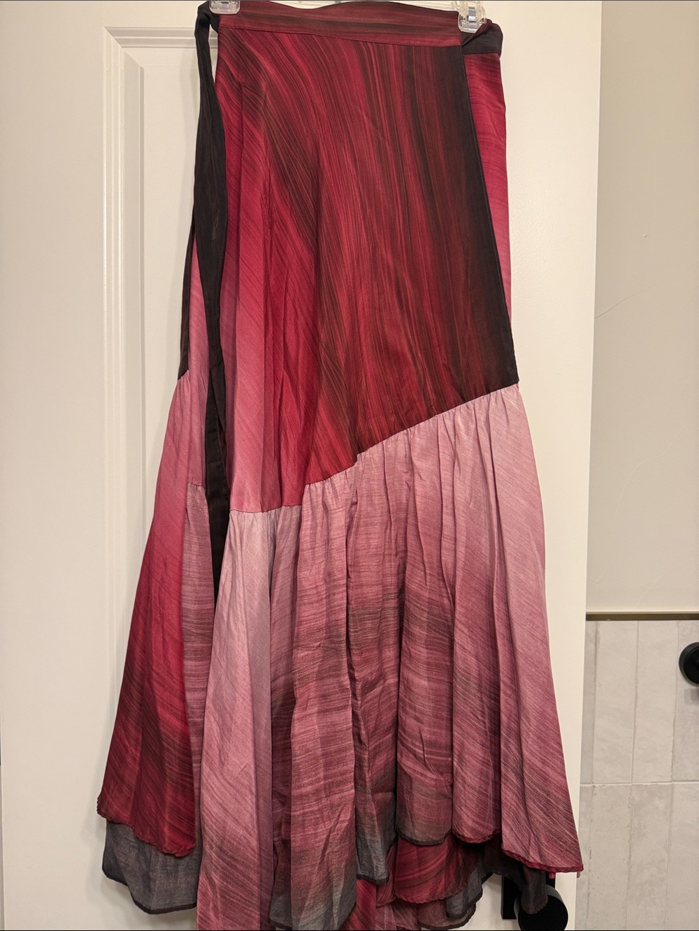 Womens Ombre Maxi Skirt in Red and Pink